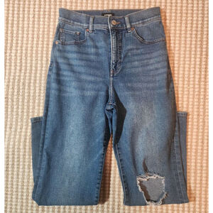Women's Express Blue Distressed Straight Leg Jeans Size 28